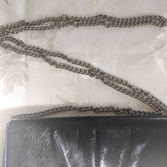 Coach Black Leather Exterior  & Pink Satin Interior Purse.  Silver Chain Strap. - Picture 4 of 7